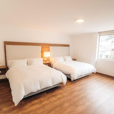 Hotel Miraflores Ambato Kültér fotó