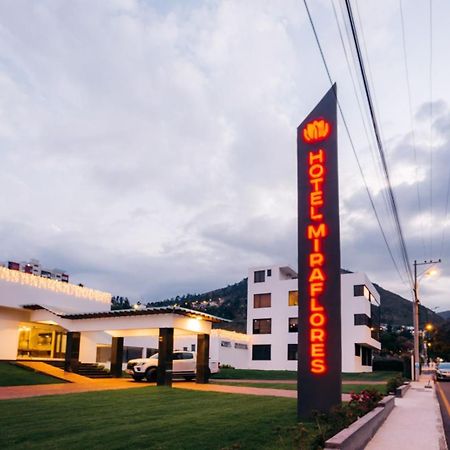 Hotel Miraflores Ambato Kültér fotó